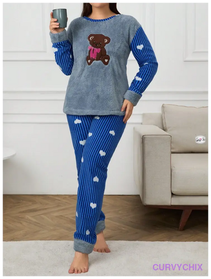 2Pcs Plus Size Heart Printed With Cute Bear Embroidery Detail Pj Set Pajama Sets